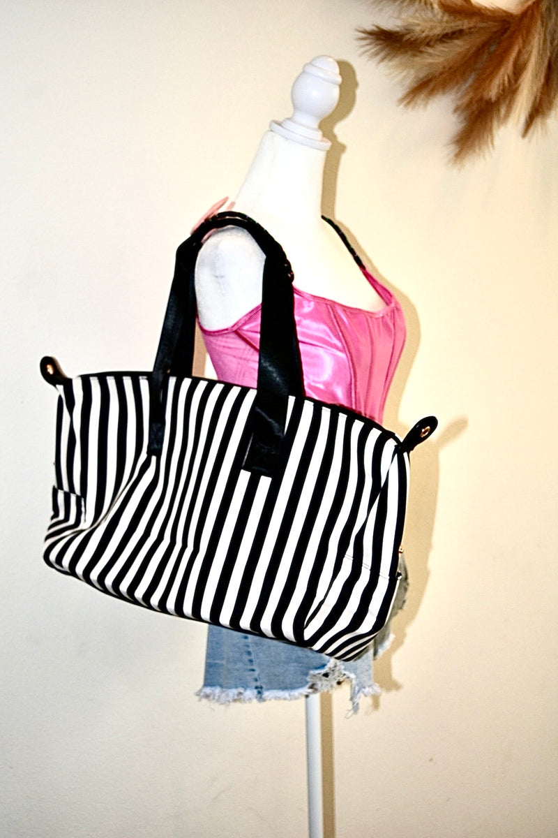 STRIPED OVERNIGHT BAG