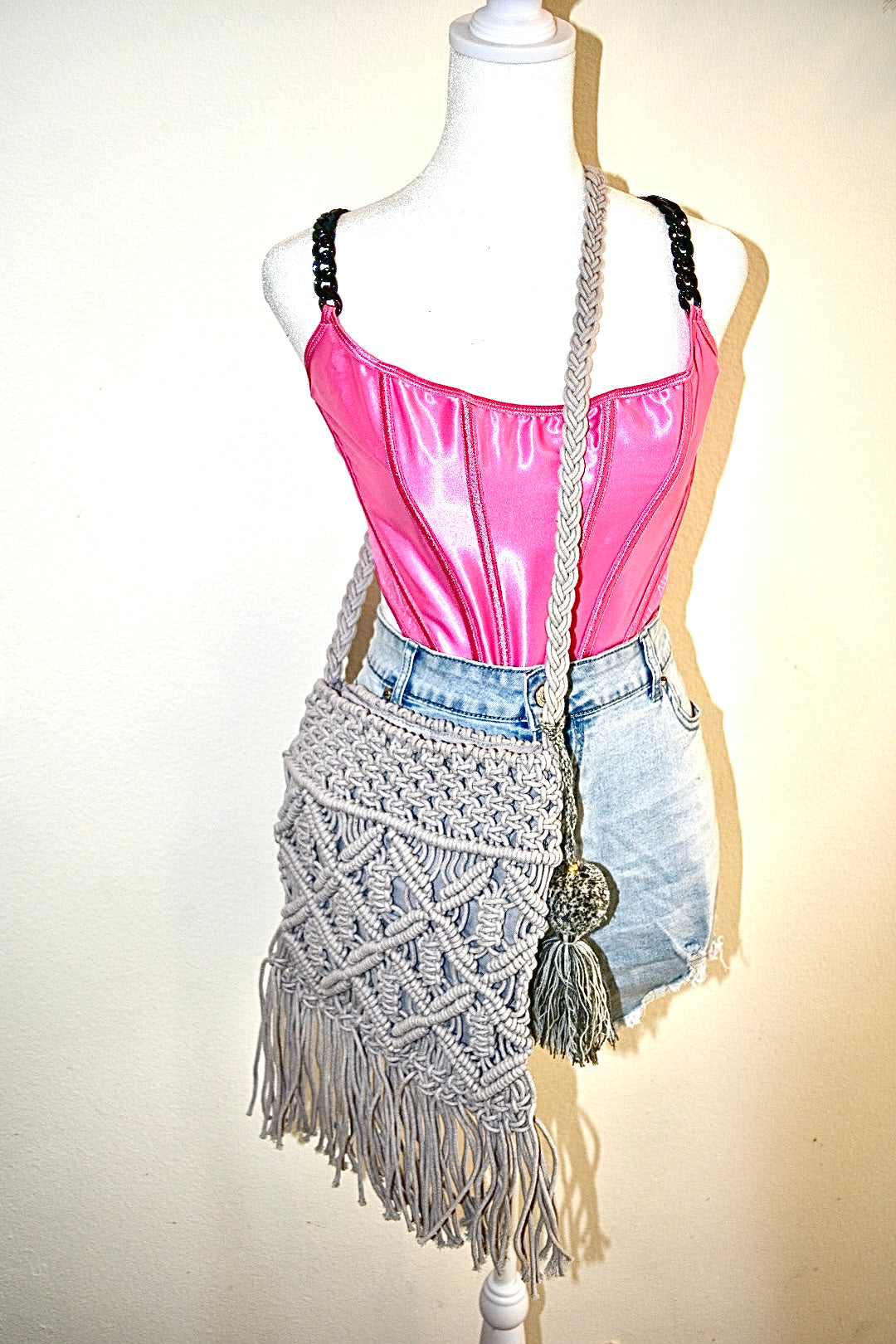 CROCHET FRINGED CROSSBODY BAGS