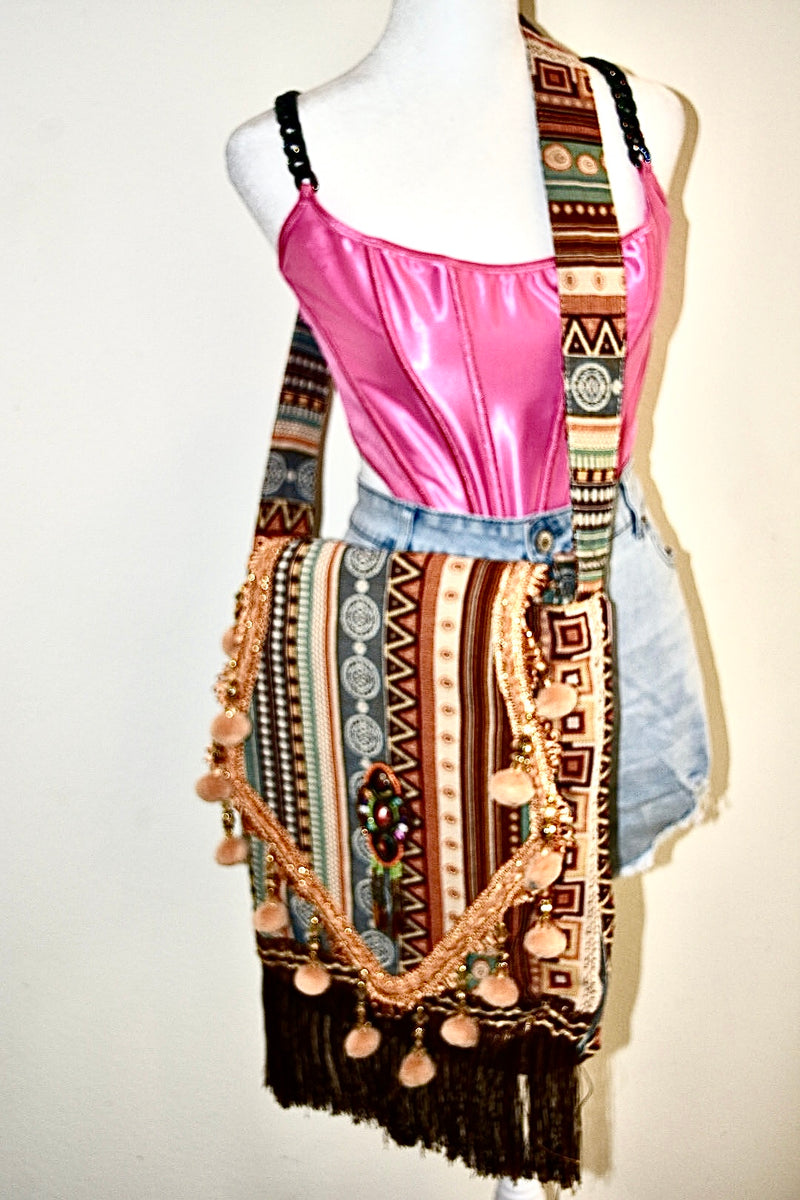 DESERT HANDMADE MESSENGER CROSSBODY BAG