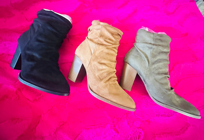 QUPID HEELED BOOTIES